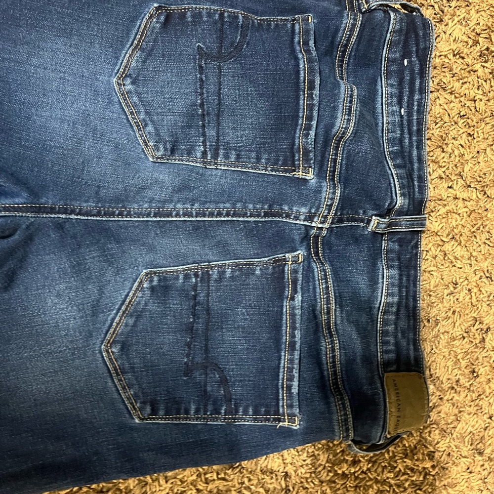 size 10 American Eagle jeans